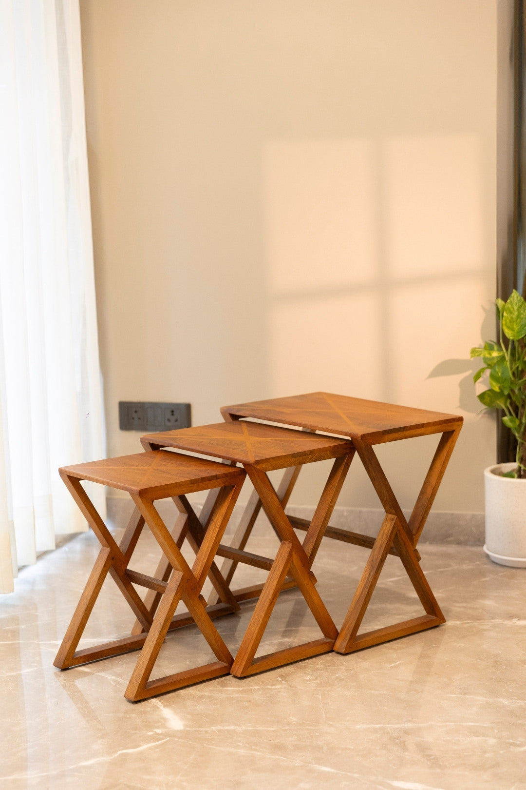 Axis Nesting Table
